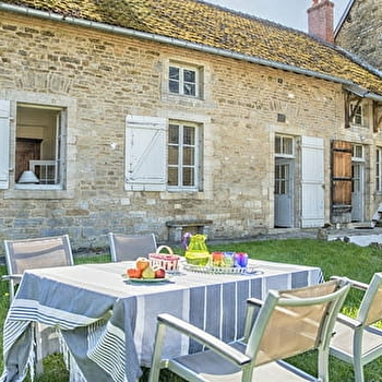 Pavillon de chasse du Château de Commarin - COMMARIN