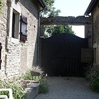 Gite Dessus de la Velle - MONTCEAU-ET-ECHARNANT